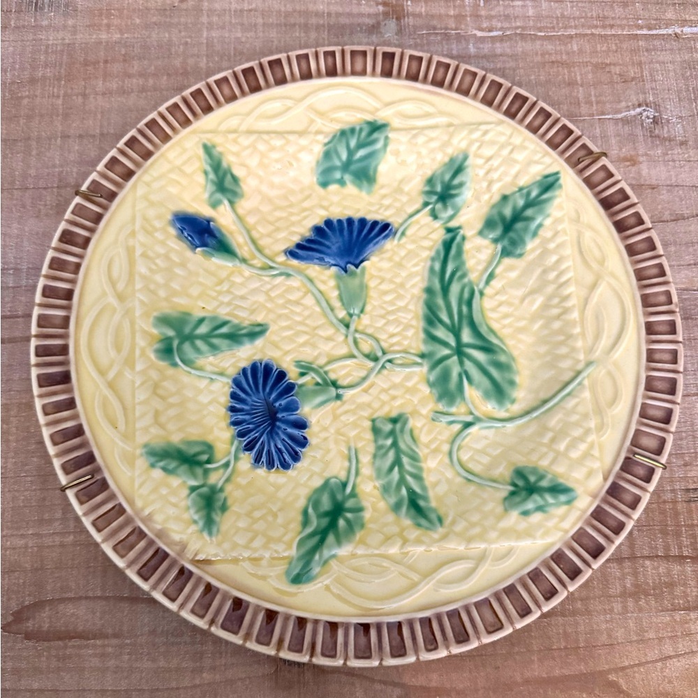 Vintage Bordallo Pinheiro Majolica yellow decorative plate